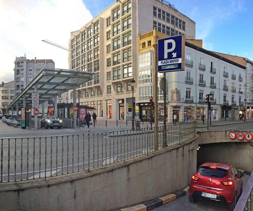Burgo Atuaire Home Preciosa Vivienda Vistas A La Catedral Parking Incluido מראה חיצוני תמונה